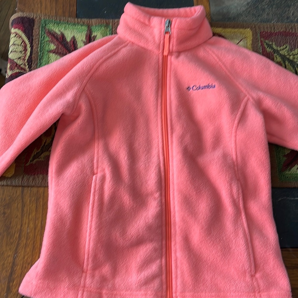 Girls size small Columbia